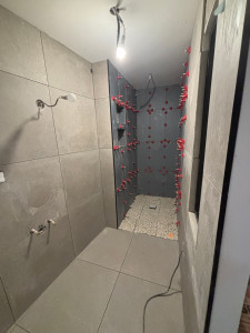 Photo de galerie - Pose de carrelage salle de bain complète 