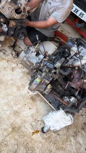 Photo de galerie - Changement de moteur Peugeot 206 1l9d