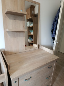 Photo de galerie - Commode meuble bébé, table à langer et miroir 