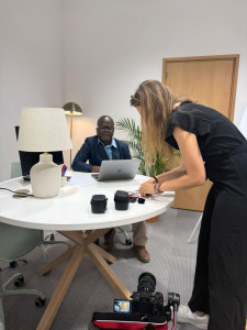 Photo de galerie - Réalisation de reportage audiovisuel.