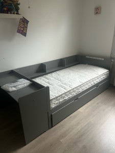 Photo de galerie - Montage lit. 