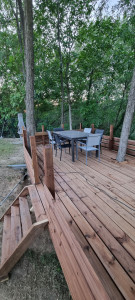 Photo de galerie - Création terrasse en bois suspendu 
photo 3/3

en attente du garde corps. 