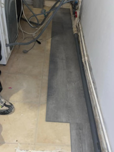 Photo de galerie - Parquet stratifié début du chantier 
