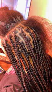 Photo de galerie - Gros grand : Une coiffure avec du caractère et un volume magnifique. Travail soigné pour un look tendance et impeccable.?