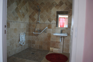 Photo de galerie - Pose travertin - douche à l'talienne