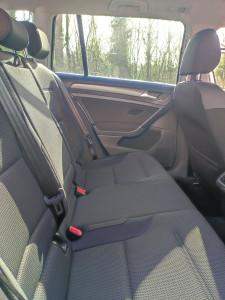 Photo de galerie - Restauration banquette arrière, nettoyage complet Volkswagen Polo break, 130€ TTC.
