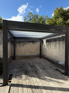 Photo de galerie - Pergola bio climatique 