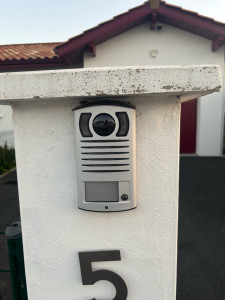 Photo de galerie - Remplacement visiophone 