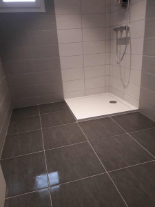 Photo de galerie - POSE DE CARRELAGE ?
Travail propre, soigné et de qualité.
Pose de carrelage intérieur et extérieur.
? Contactez-moi pour un devis gratuit !
