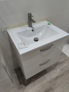 Photo de galerie - Pose vasque + meuble + mitigeur + joint