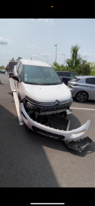 Photo de galerie - Véhicule accidenté 