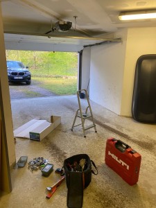 Photo de galerie - Installation moteur pour garage 