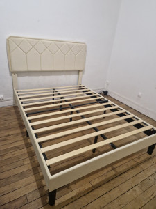 Photo de galerie - Lit 140x190cm