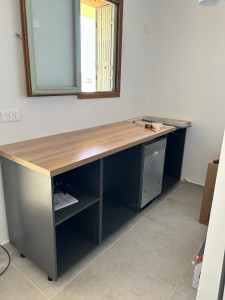 Photo de galerie - Montage d’un meuble de cuisine 