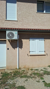 Photo de galerie - Installation bisplit heiwa 
salon 3.5kw + chambre 2kw