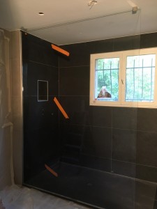 Photo de galerie - Partie fixe pour douche du sol au plafond