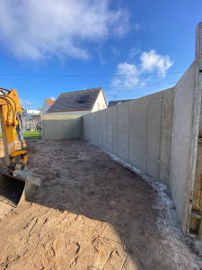 Photo de galerie - Mur de clôture en béton banché
