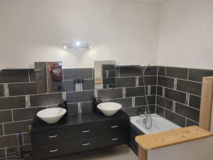 Photo de galerie - Bricolage et multi services