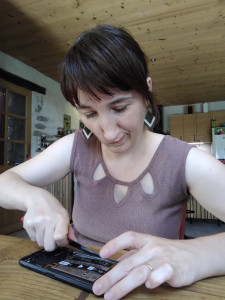 Photo de galerie - Changement d'un écran de téléphone