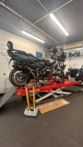 Photo de galerie - Réparation vélo - moto