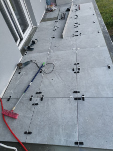 Photo de galerie - Pose de carrelage sur terrasse 