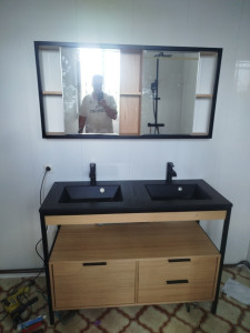 Photo de galerie - Pose double vasque dans une salle de bain 