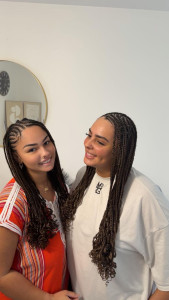 Photo de galerie - Des client trés simpa ❤️model coifure fullani natte colle 
