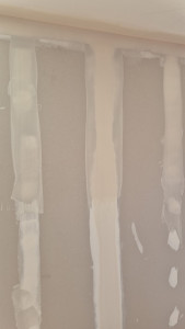 Photo de galerie - Chantier de bandes de placo 