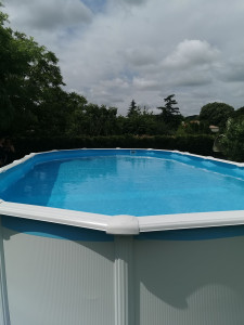Photo de galerie - Montage piscine