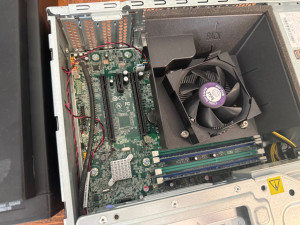 Photo de galerie - Installation Windows 11 sur vieux PC. Réinitialisation du disque et contournement mot de passe BIOS