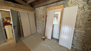 Photo de galerie - Finition des volets en trois couches 