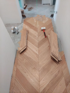 Photo de galerie - Pose parquet pointe de hongrie