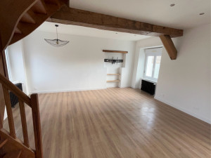 Photo de galerie - Pose stratifié avec plinthes