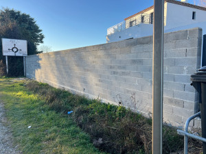 Photo de galerie - Élévation d’un mur en bloc creux 22m sur ~2,60m