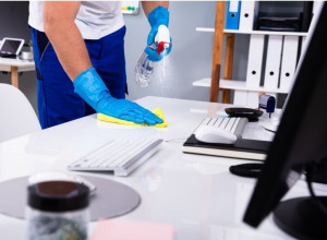 Photo de galerie - Nettoyage de bureaux 