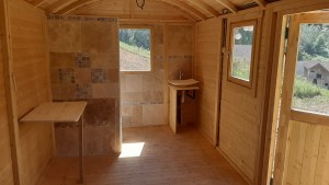 Photo de galerie - Création salle de bain , dans une roulotte,  avec Pose de carrelage .....