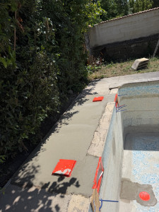 Photo de galerie - Changement de Skimmer + Réalisation d’une dalle béton armé 