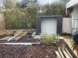 Photo de galerie - Pose d’un abri de jardin 