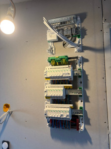 Photo de galerie - Pose d’un tableau électrique 