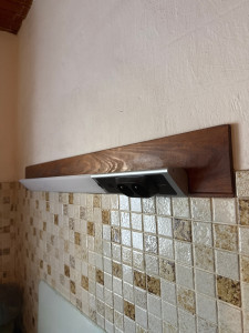 Photo de galerie - Rénovation et remplacement d’un applique murale de cuisine.