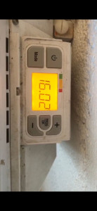 Photo de galerie - Réparation carte électronique radiateur 