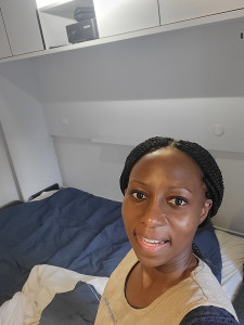 Photo de galerie - Ici j'effectue une prestation chez un client a Paris. je nettoie son appartement.