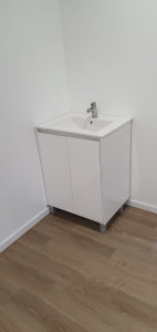 Photo de galerie - Installation point d’eau avec meuble