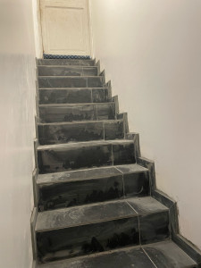 Photo de galerie - Carrelage sur escalier 