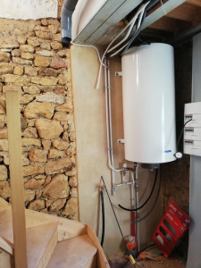 Photo de galerie - Pose et branchement en cours de chantier 