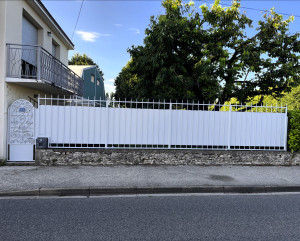Photo de galerie - Clôture sur mesure