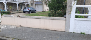 Photo de galerie - Démolition puis montage d'un mur plus grillage rigide 