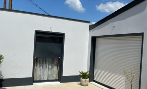 Photo de galerie - Peinture extérieur avec contour de fenêtre 