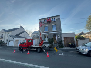 Photo de galerie - Mise en peinture des boiseries 