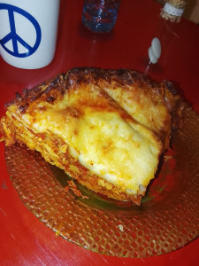 Photo de galerie - Une cuisine conviviale et authentique, où le goût rencontre l’équilibre. J’aime préparer des plats simples, savoureux et respectueux des saisons, pour nourrir le corps et le cœur.